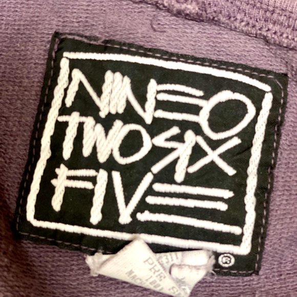 Vintage Nine O‎ Two Six Five Hollywood-Inspired Purple Sweatshirt - Size S/M - Picture 5 of 5